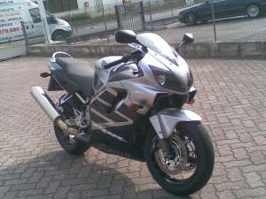 Vand Honda CBR 600 f4i