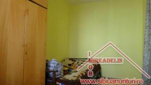 VAND APARTAMENT 2 CAMERE � TIGLARI