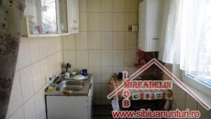 VAND APARTAMENT 2 CAMERE � TIGLARI