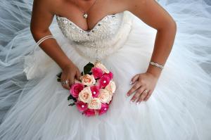 vand rochie mireasa superba