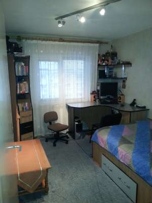 Vanzare apartament 3 camere - str. Luceafarului - in spatele benzinariei Lukoil