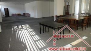 INCHIRIEZ SPATII BIROURI,    940 mp,    PIATA CLUJ