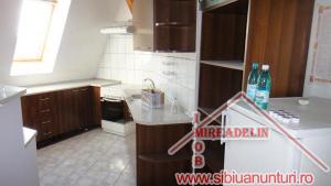 INCHIRIEZ SPATII BIROURI,    940 mp,    PIATA CLUJ