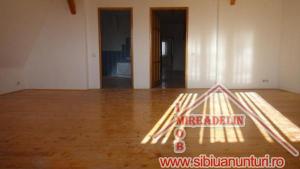 INCHIRIEZ SPATII BIROURI,    940 mp,    PIATA CLUJ