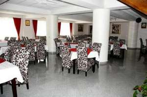 Reduceri Mobilier Restaurant - luna Aprilie