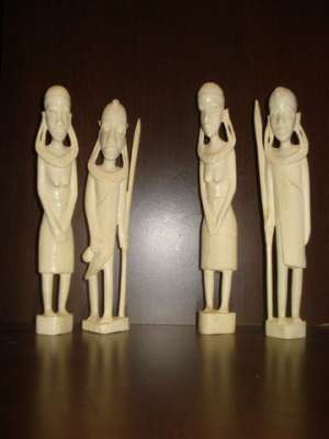 statuiete fildes african(elefant, rinocer)