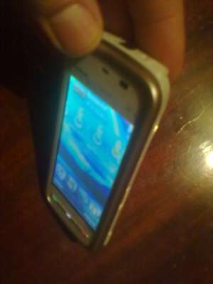 Nokia 5230,  decodat,  cu tipla �Urgent