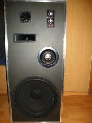 Statie audio Pioneer  2x400w cu boxe dif bas 13 tzoli
