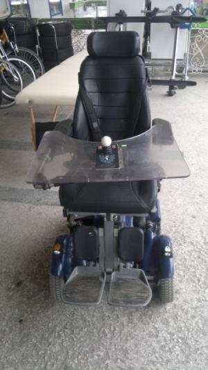 Carucior electric pentru copii cu handicap