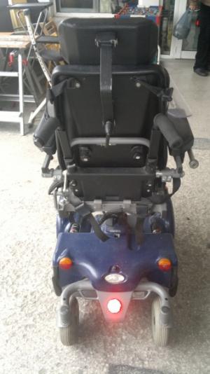 Carucior electric pentru copii cu handicap