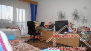 VAND APARTAMENT 4 CAMERE,     Cartier VALEA AURIE