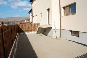 Vand duplex superb in Floresti