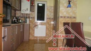 VAND APARTAMENT LA MANSARDA,    2 CAMERE - VALEA AURIE