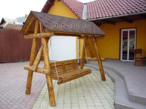 Leagan rustic de lemn
