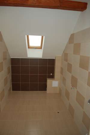 PF vand ap 3 camere,      finisat modern,    CF,      533 euro/mp