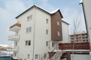 PF vand ap 3 camere,      finisat modern,    CF,      533 euro/mp