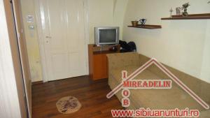 INCHIRIEM APARTAMENT LA CASA 2 CAMERE � ULTRACENTRAL