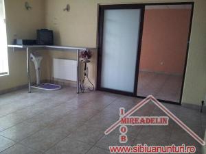 VAND CASA - SPATIU BIROURI,  ZONA CENTRALA