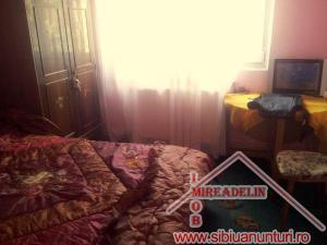 VAND APARTAMENT 2 CAMERE decomandate - VALEA AURIE