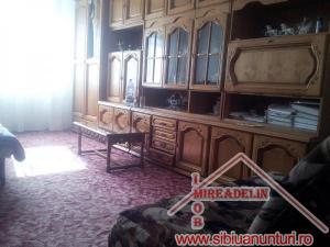 VAND APARTAMENT 2 CAMERE decomandate - VALEA AURIE