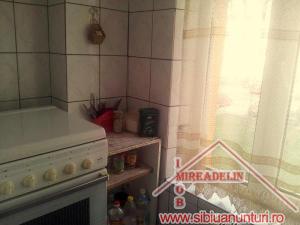 VAND APARTAMENT 2 CAMERE decomandate - VALEA AURIE