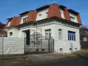 CASA TIP CONAC CU CRAMA SEMIFINISATA