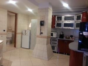 Apartament 5 camere Armeneasca