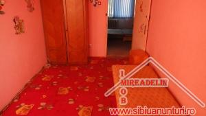 INCHIRIEZ APARTAMENT 2 camere,  ZONA TEREZIAN