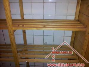 INCHIRIEZ APARTAMENT 2 CAMERE la casa C-tin Noica