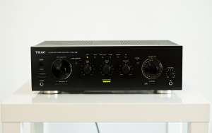 Amplificator TEAC A-R650