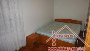 INCHIRIEZ APARTAMENT 2 CAMERE,   zona HIPODROM I