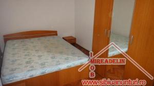 INCHIRIEZ APARTAMENT 2 CAMERE,   zona HIPODROM I