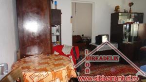 VAND APARTAMENT 2 CAMERE � Zona Mihai Viteazu