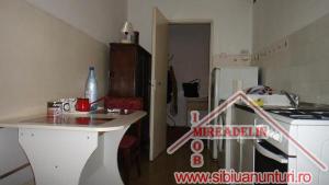 VAND APARTAMENT 2 CAMERE DECOMANDATE - BLD. MIHAI VITEAZU