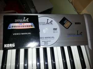 Vand clapa Korg Triton Le cu 76 clape. Stare excelenta.