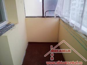 INCHIRIEZ APARTAMENT 2 CAMERE,  ZONA VALEA AURIE
