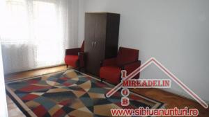 INCHIRIEM APARTAMENT 3 CAMERE,   cartier VALEA AURIE