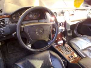 vand Mercedes-benz E300 avantgarde full-option