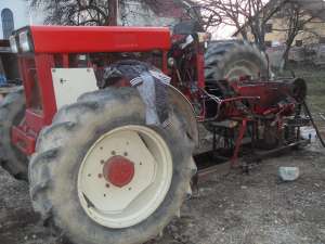 tractor CASE IH  1055