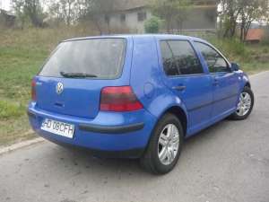 volkswagen golf 4 1, 6 L,  16 v. 4+1 usi,  model Edition,  inmatriculat (nu platesti timbru de mediu