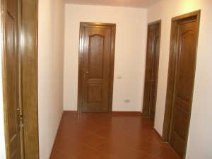 APARTAMENT 122mp INCHIRIEZ!(in vila)