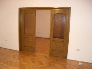 APARTAMENT 122mp INCHIRIEZ!(in vila)