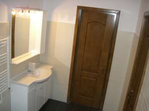 APARTAMENT 122mp INCHIRIEZ!(in vila)