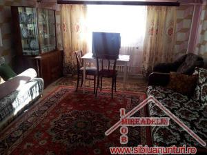VAND CASA D+P,   duplex,   zona CALEA POPLACII