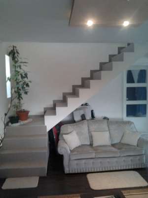 vand sau schimb casa