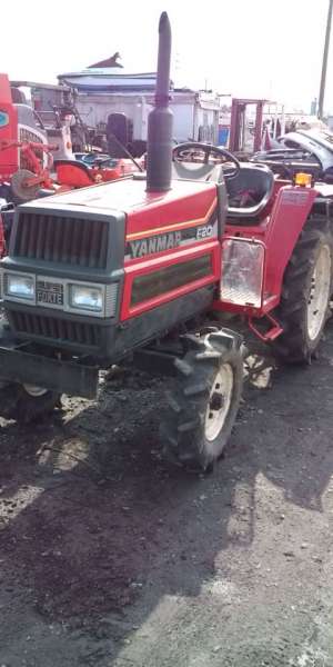 Vand tractor compact Japonez Yanmar F20D