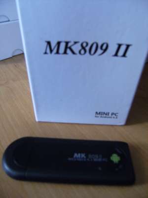 Super pachet mini pc mk809ii cu bluetooth si o Tastatura wireless