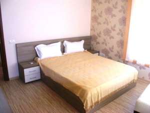 Inchiriez apartament de lux Mamaia,  pret 299 euro