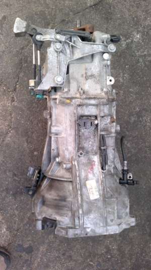 cutie viteze ford transit 6 viteze