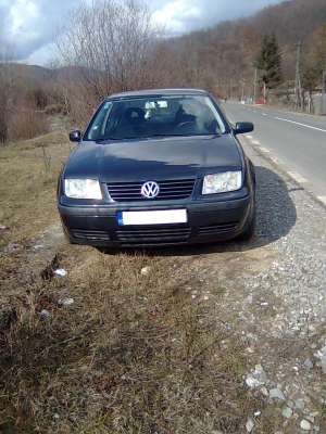VW BORA 1.6 i